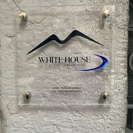 Holiday home White House